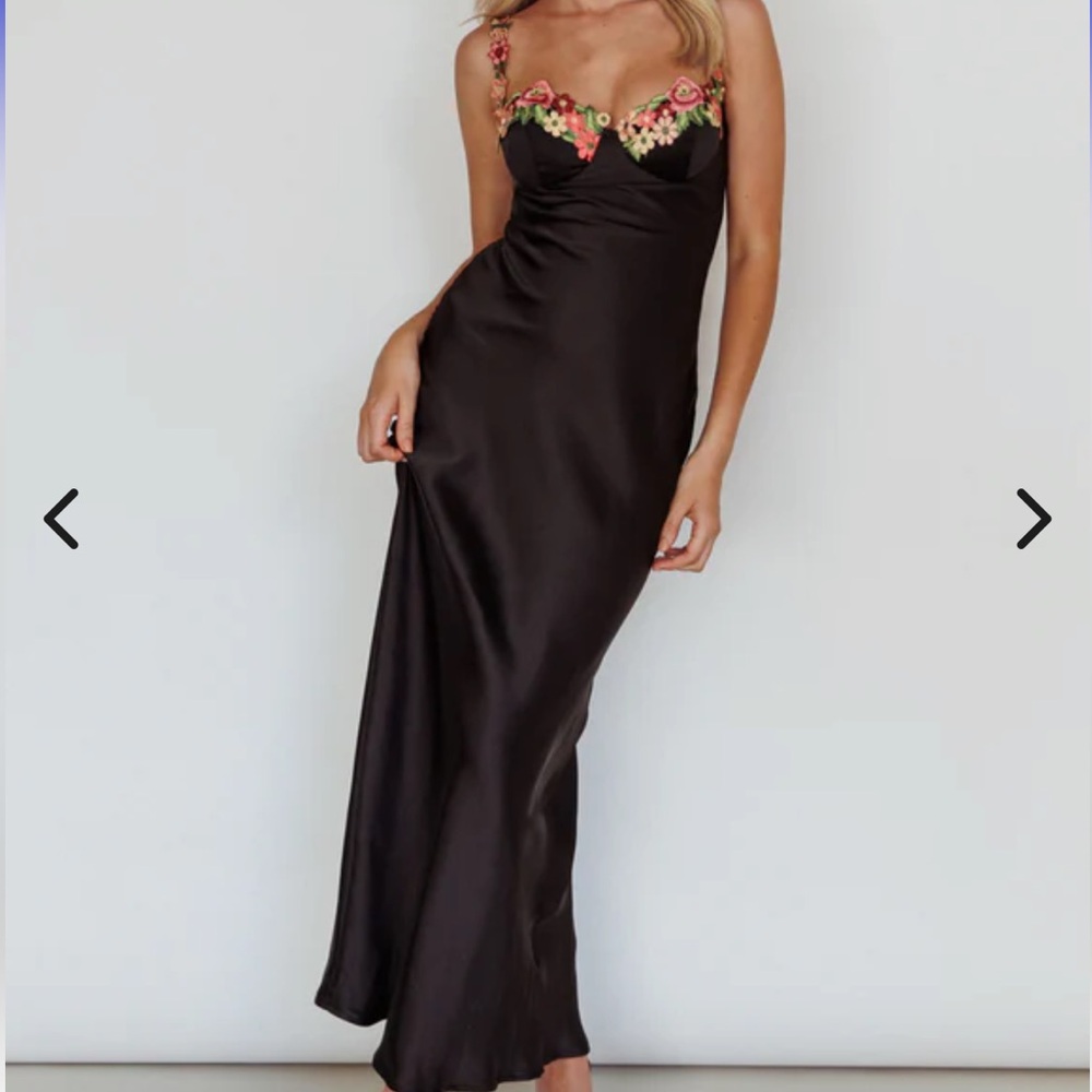 Selfie Leslie Floral Black Maxi Dress Size US M - Picture 2 of 7